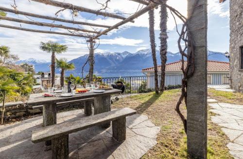 Locarno House | Holiday Home Palm Cottage by Interhome