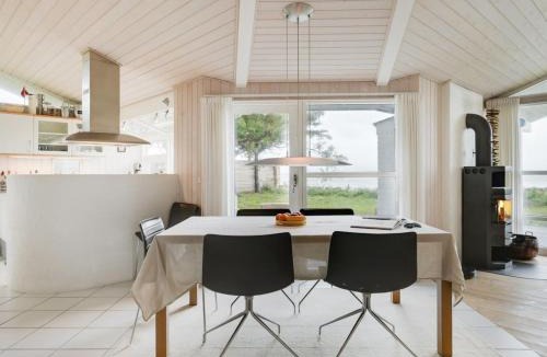Udsholt House | Holiday Home Pascal - 25m from the sea by Interhome