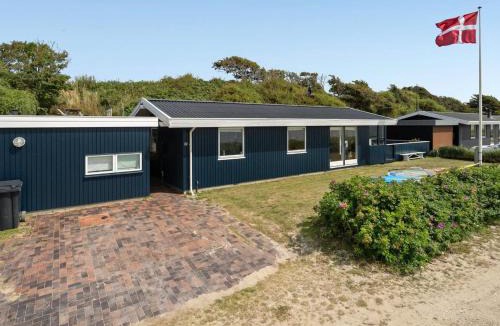 Næs House | Holiday Home Pellervo - 20m from the sea by Interhome