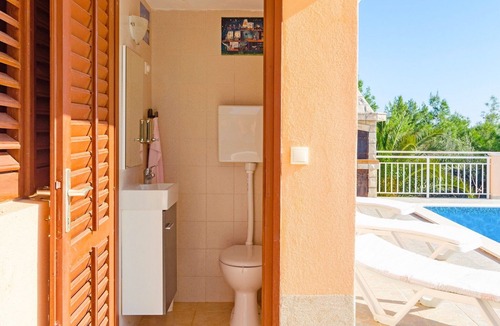 Blato House | Holiday home Petra, (15597), Blato, hr