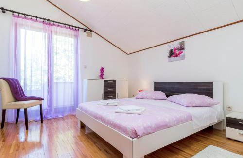 Skropeti House | Holiday Home Poje by Interhome