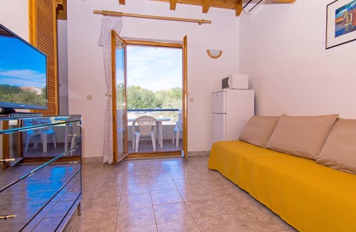 Drvenik Mali House | Holiday home Predrag, (14832), Drvenik Mali, hr