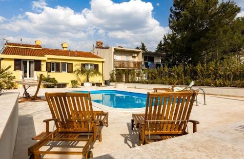 Punat House | Holiday Home PUNAT OASIS with breathtaking Sunset & Sea View