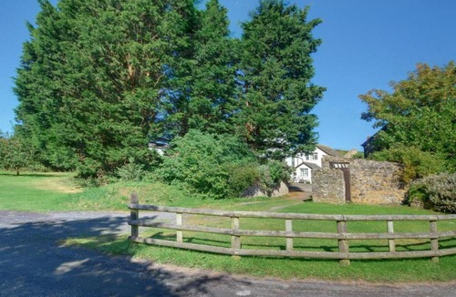 Westleigh House | Holiday Home Pusehill Barn-2 by Interhome