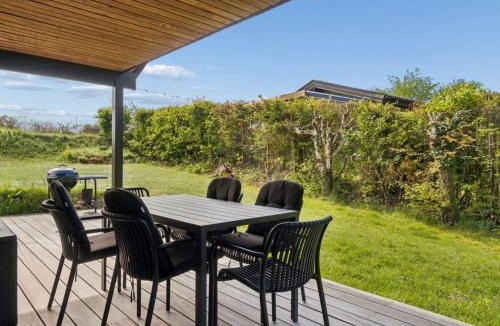 Listed House | Holiday Home Radica - 400m from the sea by Interhome