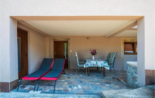 Rakotule House | Holiday Home Radoslavi V