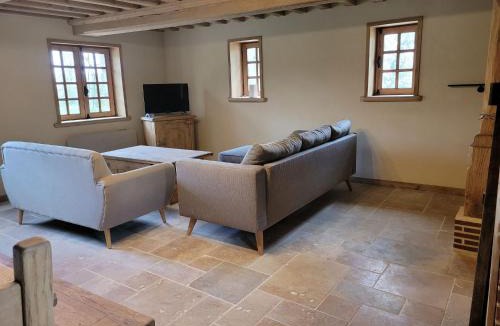 Leaupartie House | Holiday Home Renoviertes Ferienhaus in der Nähe von Cabourg-Deauville-Lisieux by Interhome