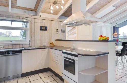 Yderby House | Holiday Home Rik - 350m from the sea by Interhome