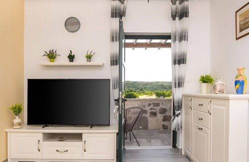 Primosten Burnji Villa | Holiday home Rozara by Villas Guide