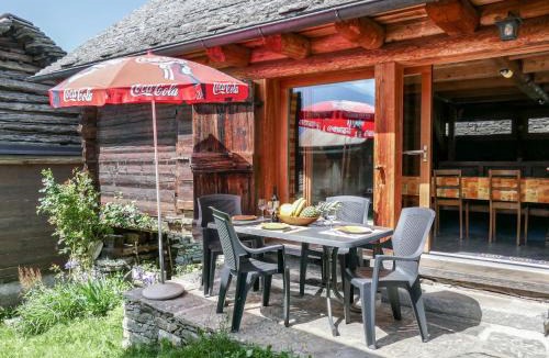 Malvaglia House | Holiday Home Rustico Cà dru Lurenz by Interhome