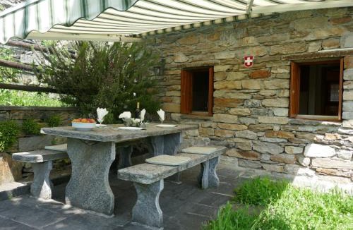 Semione House | Holiday Home Rustico Cleo by Interhome