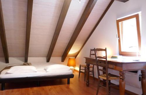 Mairengo House | Holiday Home Rustico Raslina by Interhome