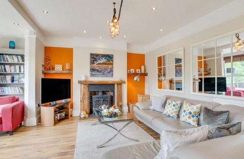 Looe House | Holiday Home Sandy by Interhome