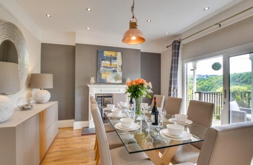 Looe House | Holiday Home Sandy by Interhome