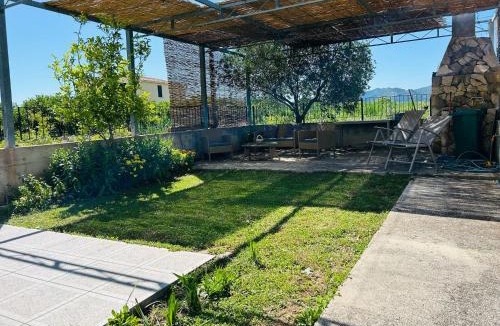 Komin House | Holiday Home Sea & River Pearl