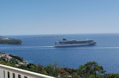 Lozica House | Holiday Home Sea Vision