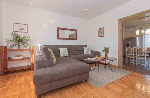 Sibenik House | Holiday Home - Sibenik-Dubrava