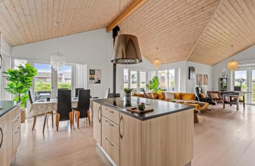 Bjerregard Strand House | Holiday Home Sibyll - from the sea by Interhome