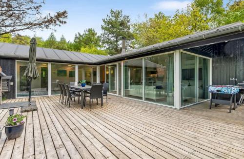 Handrup Strand House | Holiday Home Simjanka - 800m from the sea by Interhome