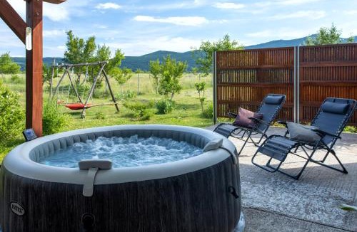 Otocac House | Holiday Home Sinac