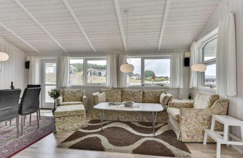Spodsbjerg House | Holiday Home Sisko - 600m from the sea by Interhome