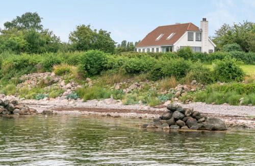 Helnæs By House | Holiday Home Sissela - 5m from the sea by Interhome