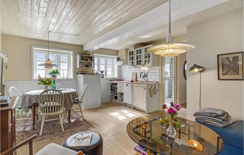 Skarupøre House | Holiday Home Skårupøre Strandvej