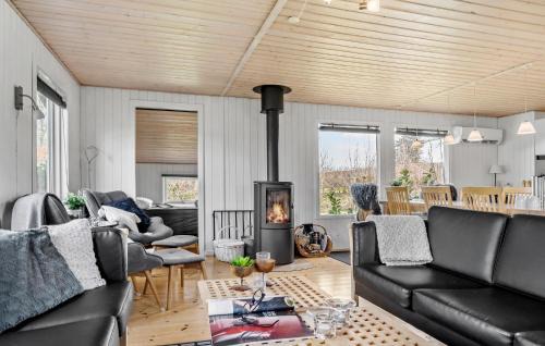 Hejlsminde Strand House | Holiday Home Skovløkken Hejls Xii