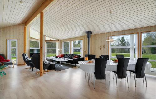 Helberskov Strand House | Holiday Home Sletten Hadsund Xii