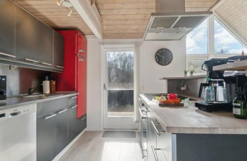 Vibæk Strand House | Holiday Home Soeren - 300m from the sea by Interhome