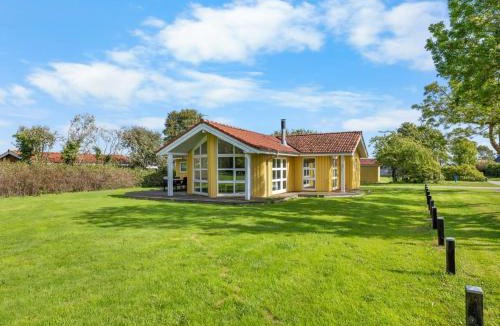 Vejlby Fed House | Holiday Home Solja - 85m from the sea by Interhome
