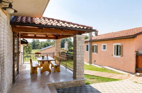 Gracisce House | Holiday Home Stari Dvor - PZN261