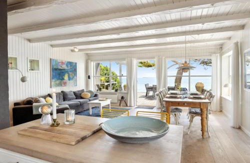 Bjert House | Holiday Home Sten - 30m from the sea by Interhome