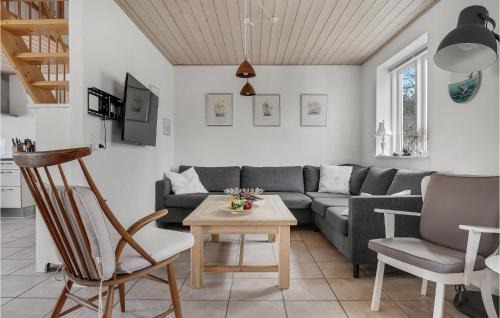 Stenbjerg House | Holiday Home Stenbjerg Kirkevej