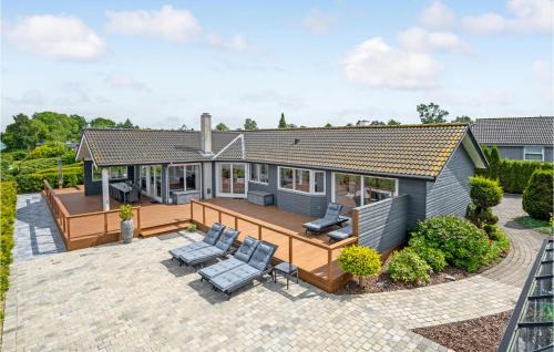 Strøby Ladeplads House | Holiday Home Strøby With A Fireplace 04