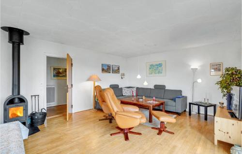 Vrist Strand House | Holiday Home Strandvejen Harboøre X