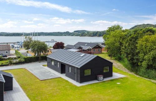 Diernæs House | Holiday Home Stygg - 75m from the sea by Interhome