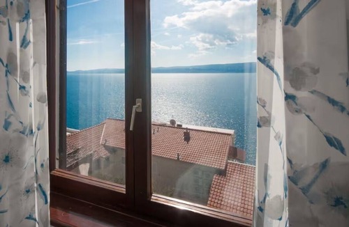 Celina House | Holiday Home Sunny