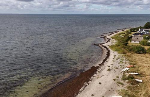 Store Kongsmark House | Holiday Home Svanborg - 40m from the sea by Interhome
