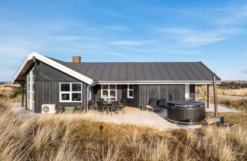Houvig Strand House | Holiday Home Tahnee - 450m from the sea by Interhome