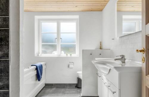 Vestero Havn House | Holiday Home Tara - 300m from the sea by Interhome