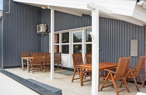 Vejers House | Holiday Home Tascha - 1-5km from the sea by Interhome