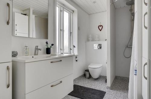 Vorupør House | Holiday Home Thilla - 100m from the sea by Interhome