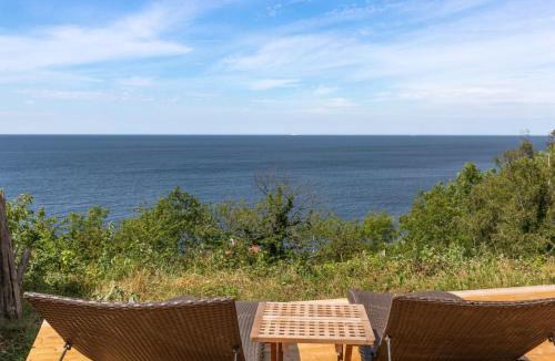Vang House | Holiday Home Thormoth - 200m from the sea by Interhome