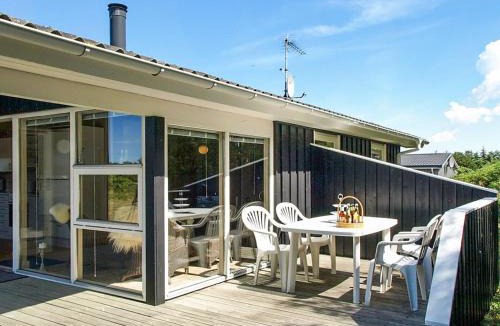 Lonstrup House | Holiday Home Tia - 900m from the sea by Interhome