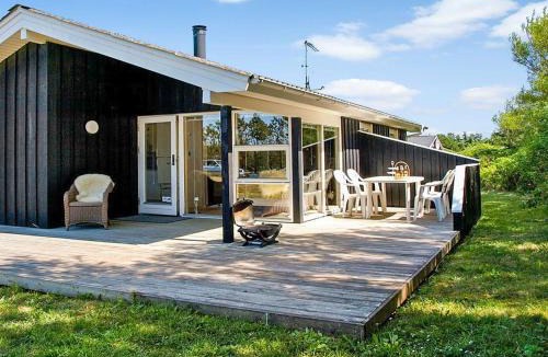 Lonstrup House | Holiday Home Tia - 900m from the sea by Interhome