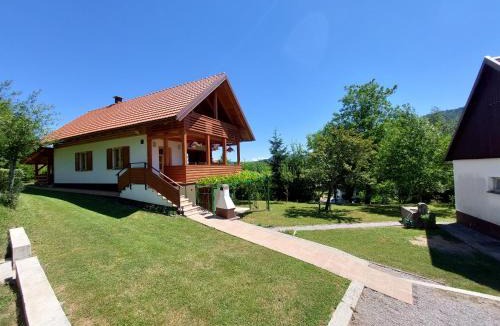 Delnice House | Holiday home Tihovo