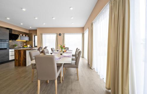 Oklaj House | Holiday Home Tina