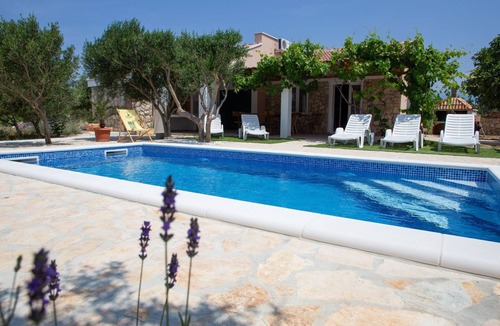 Potocnica House | Holiday home Tina with Private pool by Interhome