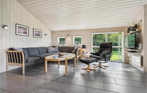 Hovborg House | Holiday Home Torpet Hovborg Denm
